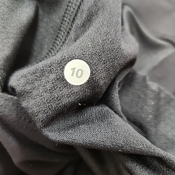 lululemon athletica Black Pull-On High Rise Tuck Pants Shiny with Piping Size 10 - Picture 10 of 11